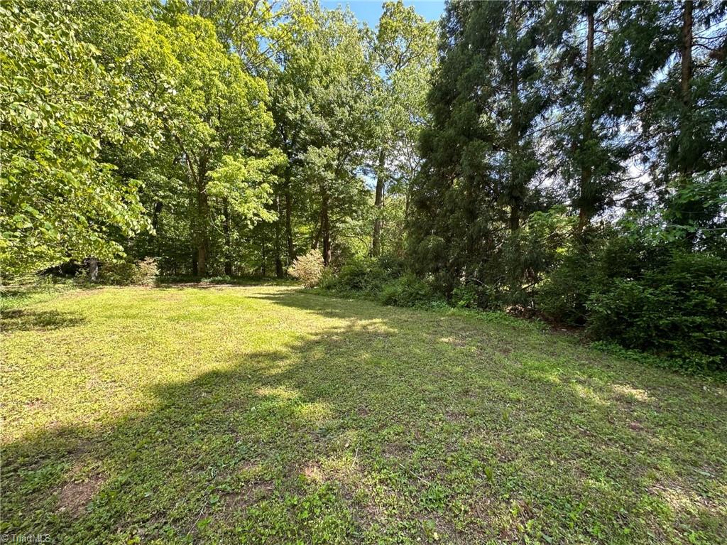 226 Fairfield Road Reidsville, NC 27320 - Photo 5 of 49 Gallery Image 5