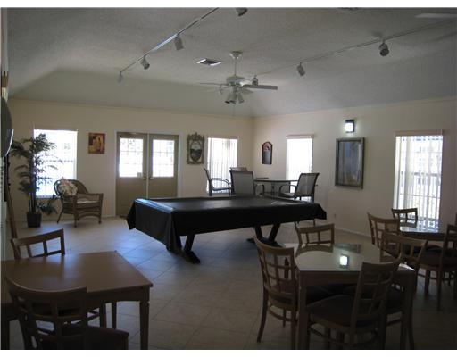 304 Golfview Road, Unit 203 North Palm Beach, FL 33408 - Photo 28 of 29 Clubhouse