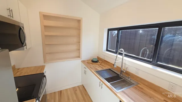 $235,000 | 424 East Palouse River Drive, Moscow, ID 83843