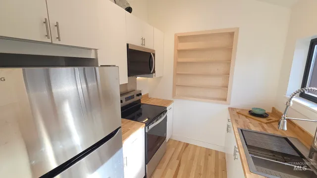 $235,000 | 424 East Palouse River Drive, Moscow, ID 83843