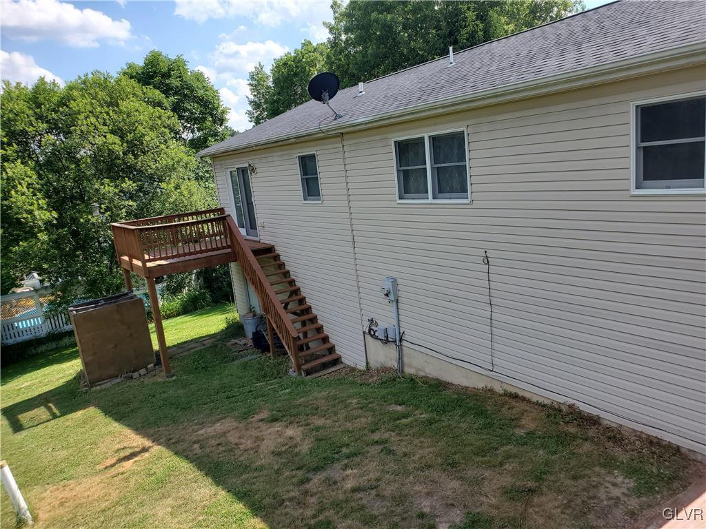 3526 High Hill Road Effort, PA 18330 - Photo 26 of 32 a view of a backyard with a garden