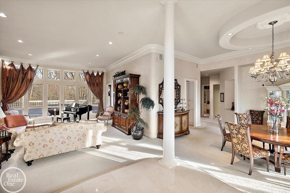 4575 Hidden Glen Circle Rochester, MI 48306 - Photo 29 of 82 50195236-819a3d19-e1ce-4e36-8530-7eb0c1e0583e.JPG