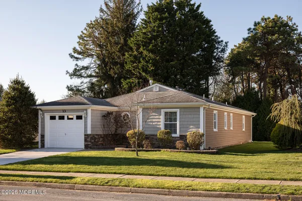 $579,900 | 13 Tennis Court, Brick, NJ 08723