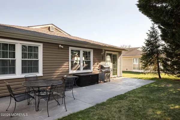 $579,900 | 13 Tennis Court, Brick, NJ 08723