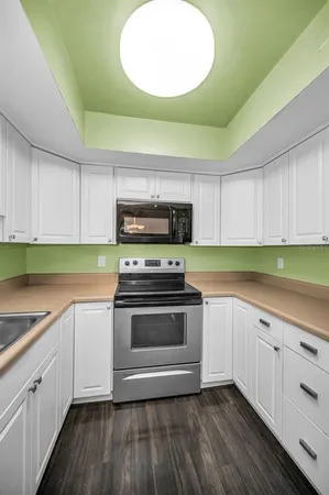 $200,000 | 1121 Queen Anne Drive, Unit C, Palm Harbor, FL 34684