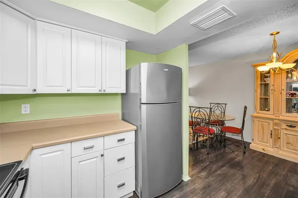 $200,000 | 1121 Queen Anne Drive, Unit C, Palm Harbor, FL 34684