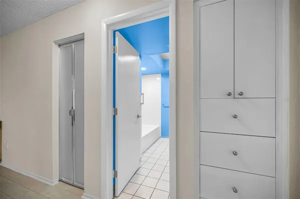 $200,000 | 1121 Queen Anne Drive, Unit C, Palm Harbor, FL 34684