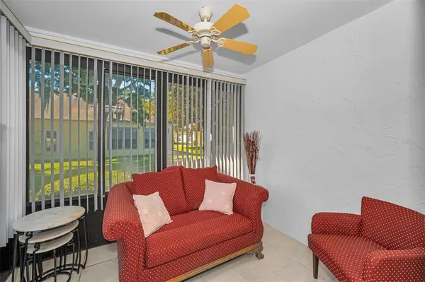 $200,000 | 1121 Queen Anne Drive, Unit C, Palm Harbor, FL 34684