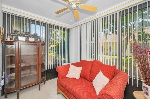 $200,000 | 1121 Queen Anne Drive, Unit C, Palm Harbor, FL 34684