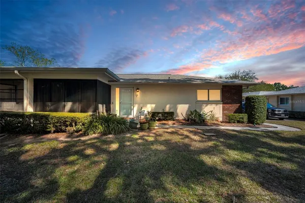 $200,000 | 1121 Queen Anne Drive, Unit C, Palm Harbor, FL 34684