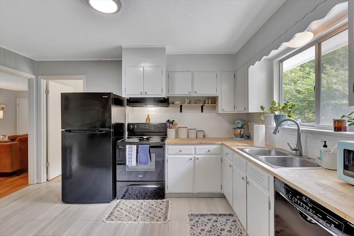 824 Graysville Road Chattanooga, TN 37421 - Photo 14 of 31 Kitchen