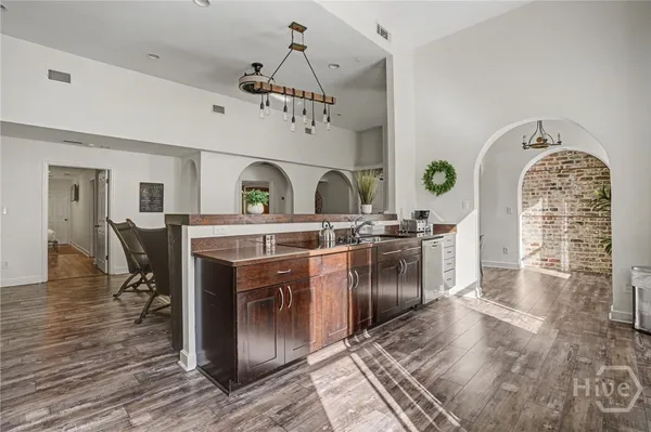 $959,900 | 110 Barnard Street, Unit 213, Savannah, GA 31401