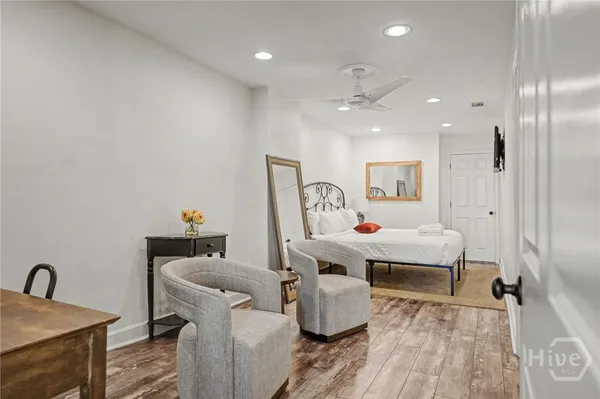 $959,900 | 110 Barnard Street, Unit 213, Savannah, GA 31401