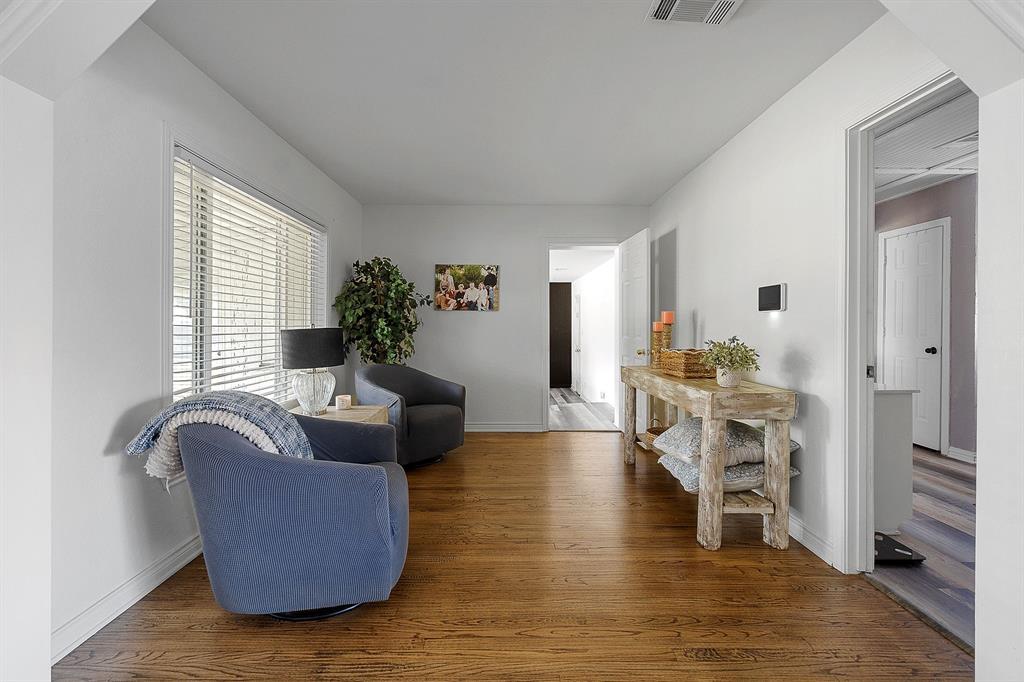 9207 Angora Street Dallas, TX 75218 - Photo 6 of 29