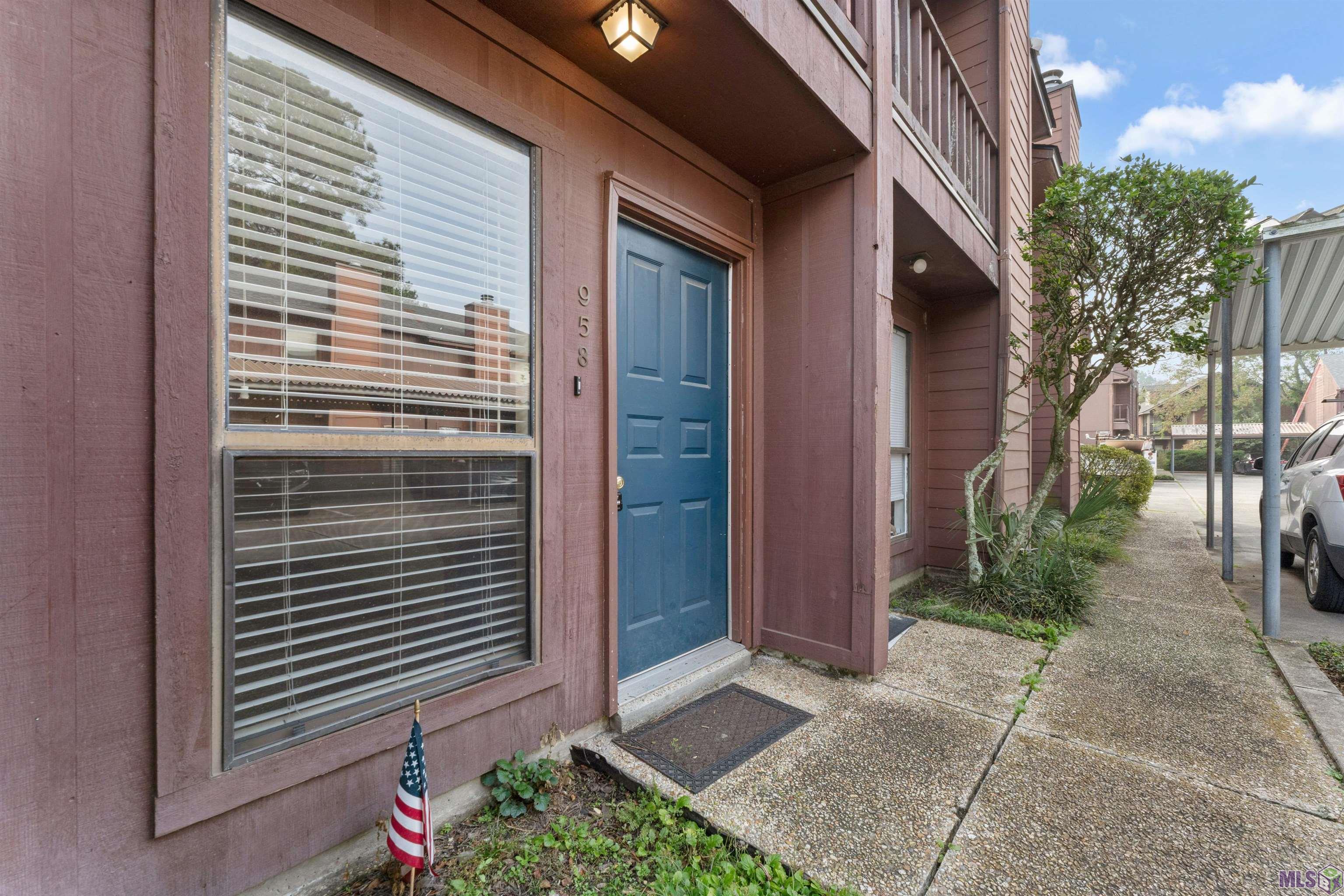 958 Ridgepoint Court, Unit 1 Baton Rouge, LA 70810 - Photo 2 of 20