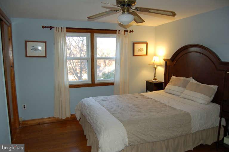 2815 Ivydale Street Silver Spring, MD 20902 - Photo 14 of 21 Bedroom (Master)