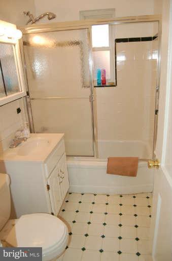 2815 Ivydale Street Silver Spring, MD 20902 - Photo 8 of 21 Bath Main level