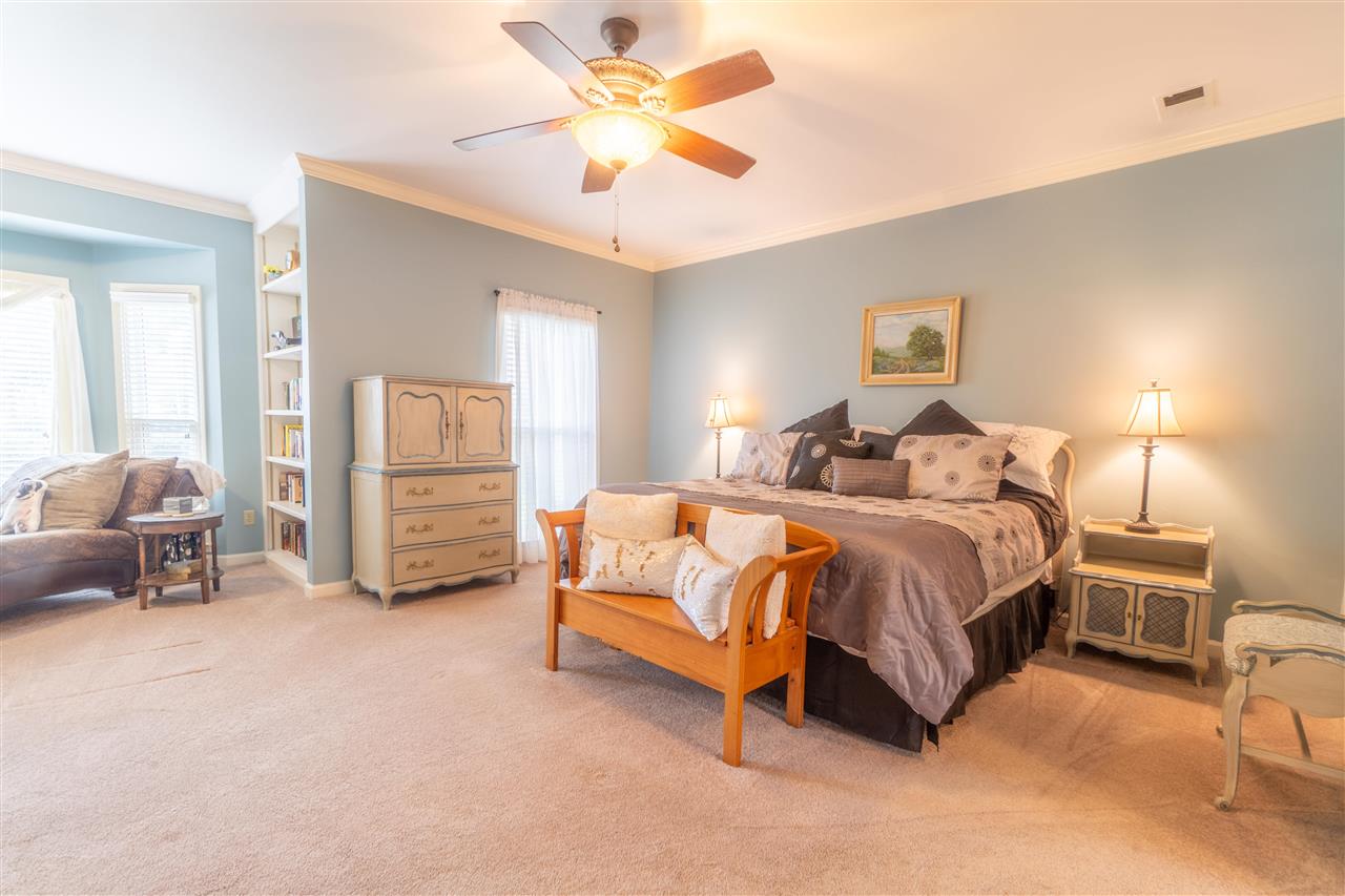 560 Roehampton Cove Collierville, TN 38017 - Photo 7 of 25 Gallery Image 7