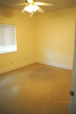 $1,350 | 255 North Dallas Avenue, Lancaster, TX 75146