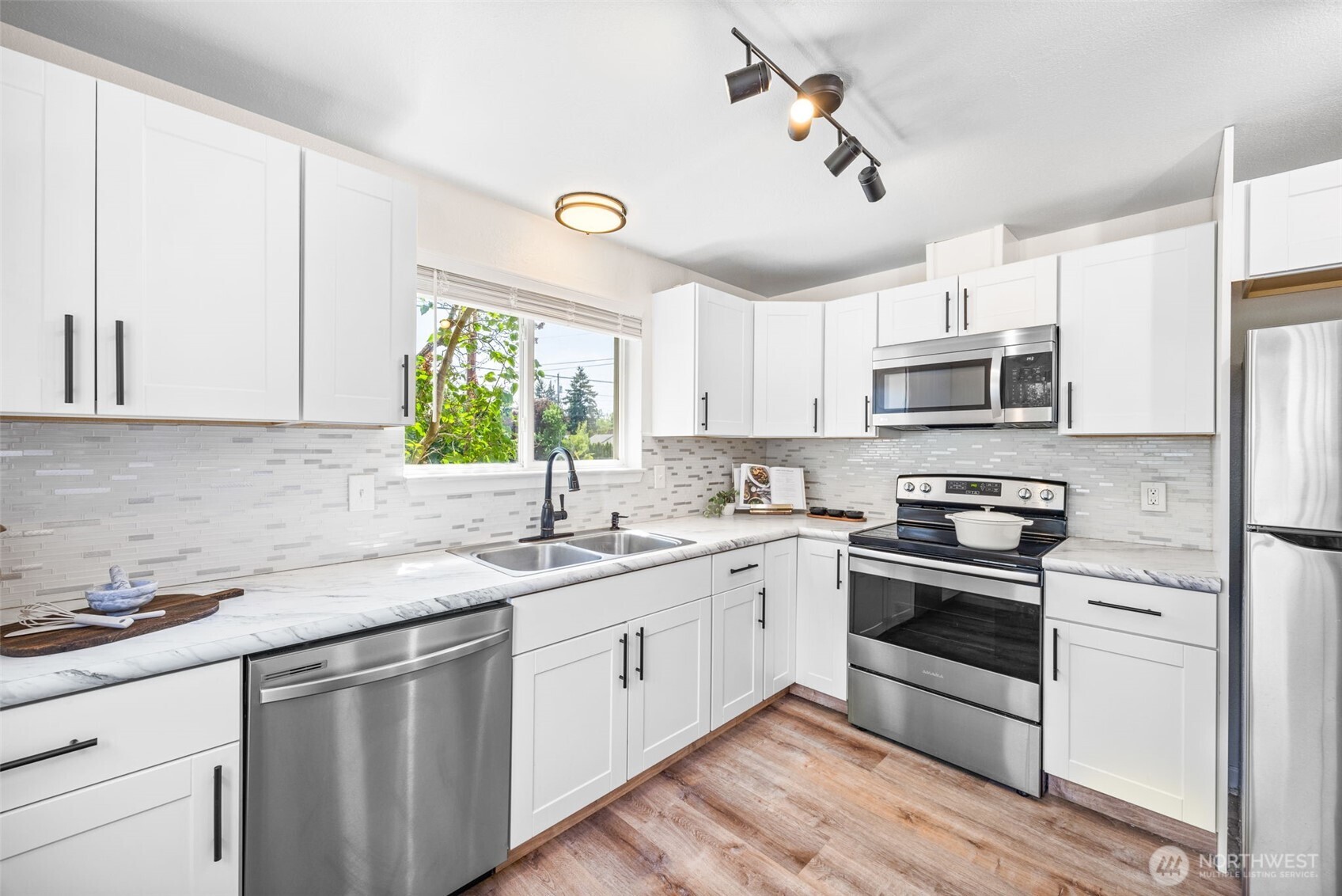 3341 South Alaska Street Tacoma, WA 98418 - Photo 14 of 29