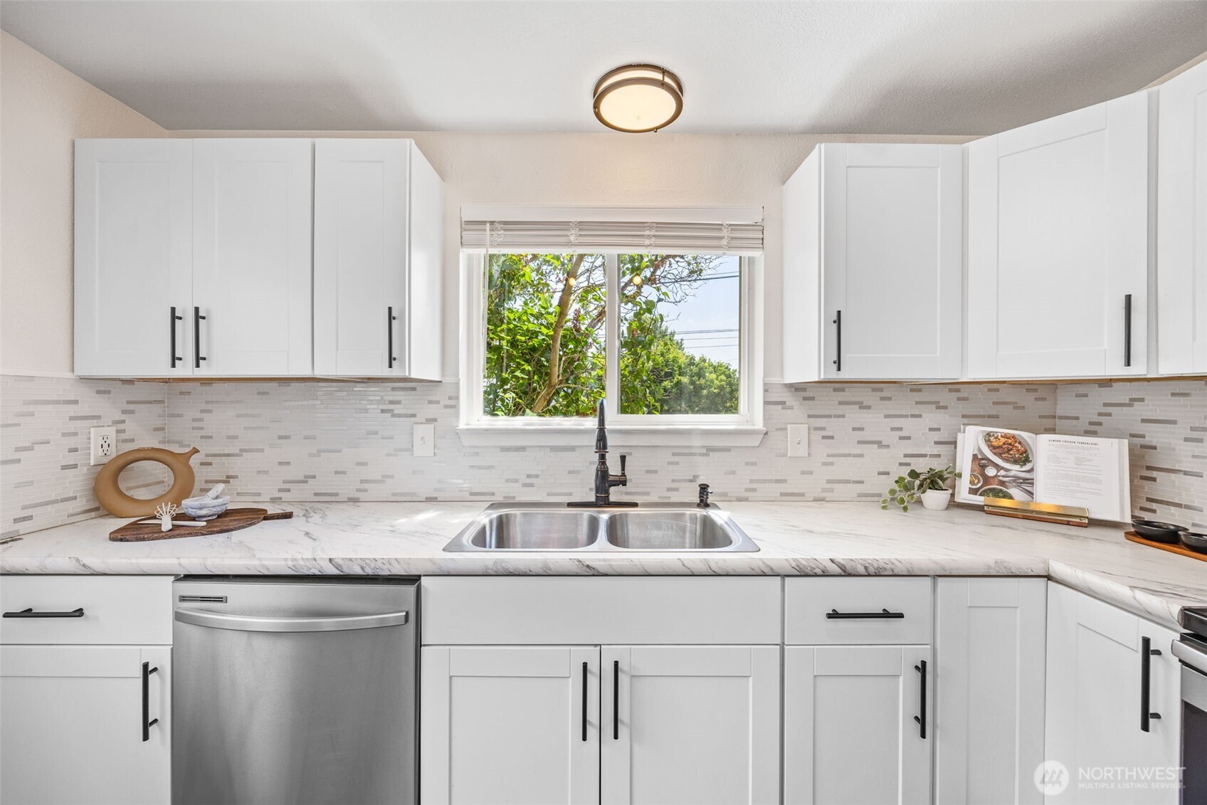 3341 South Alaska Street Tacoma, WA 98418 - Photo 15 of 29