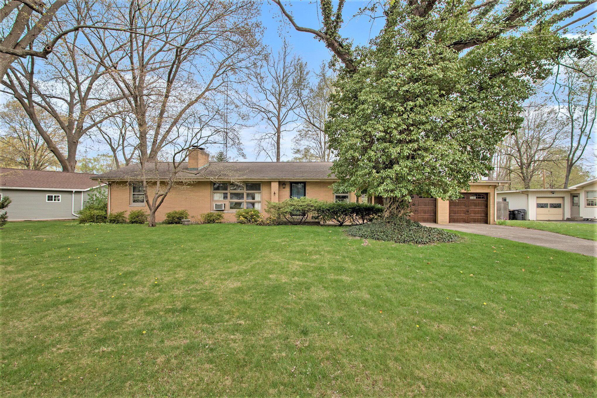 541 Montezuma