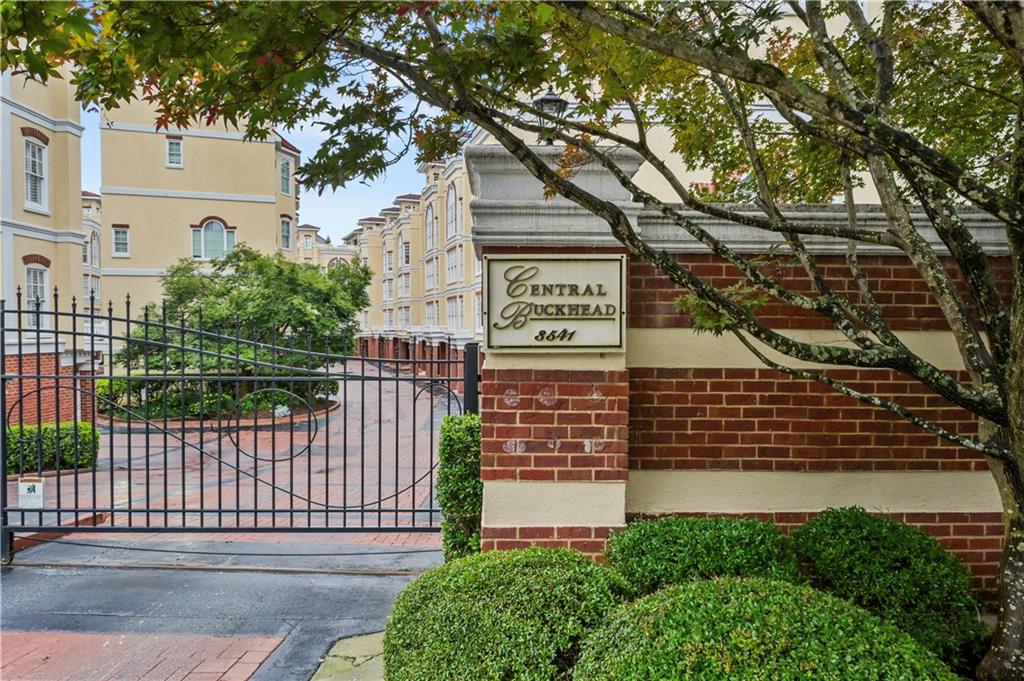 3541 Roswell Road Northeast, Unit 11 Atlanta, GA 30305 - Photo 34 of 41