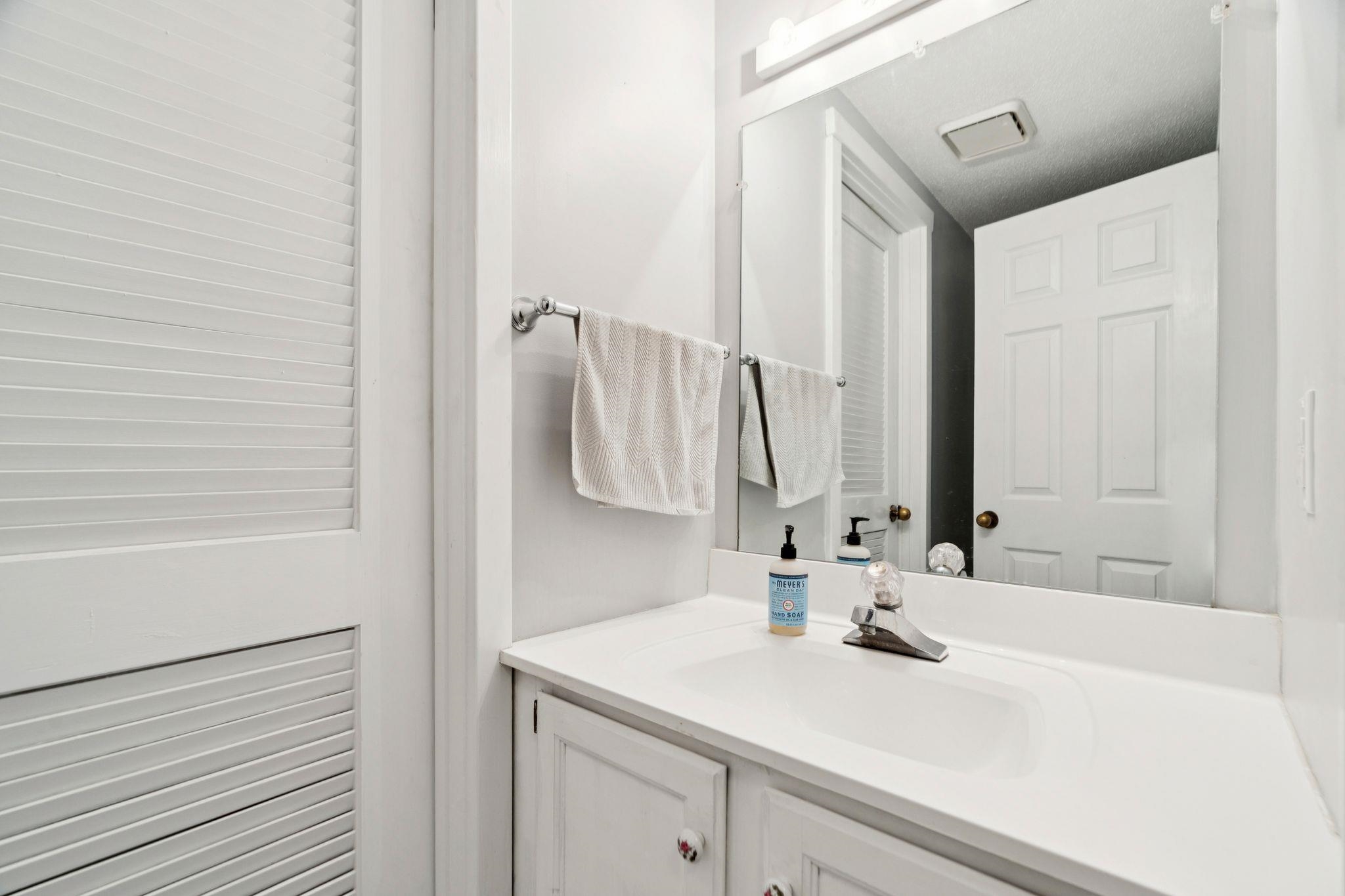 127 Mountains Edge Road, Unit 211 West Windsor, VT 05037 - Photo 12 of 32