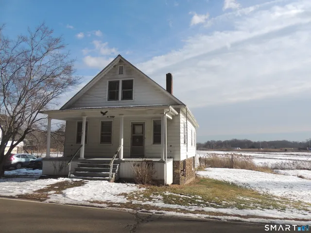 $1,500 | 127 Hosley Avenue, Unit A, Branford, CT 06405