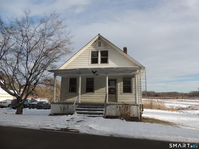 $1,500 | 127 Hosley Avenue, Unit A, Branford, CT 06405