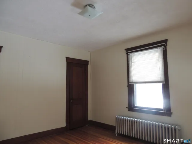 $1,500 | 127 Hosley Avenue, Unit A, Branford, CT 06405