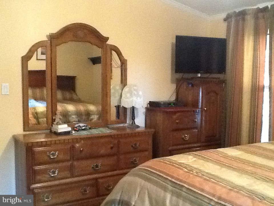 152 Indian Lake Road Winchester, VA 22603 - Photo 20 of 26 Bedroom (Master)