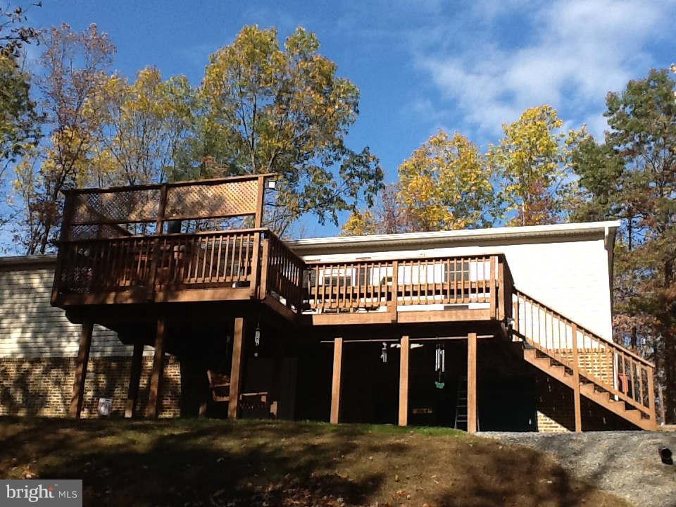 152 Indian Lake Road Winchester, VA 22603 - Photo 5 of 26 Exterior (Rear)