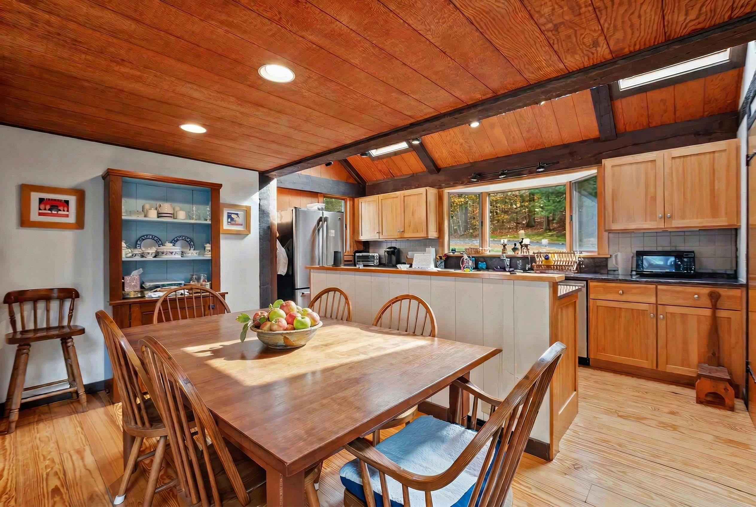 109 South Cove Road New London, NH 03257 - Photo 13 of 42