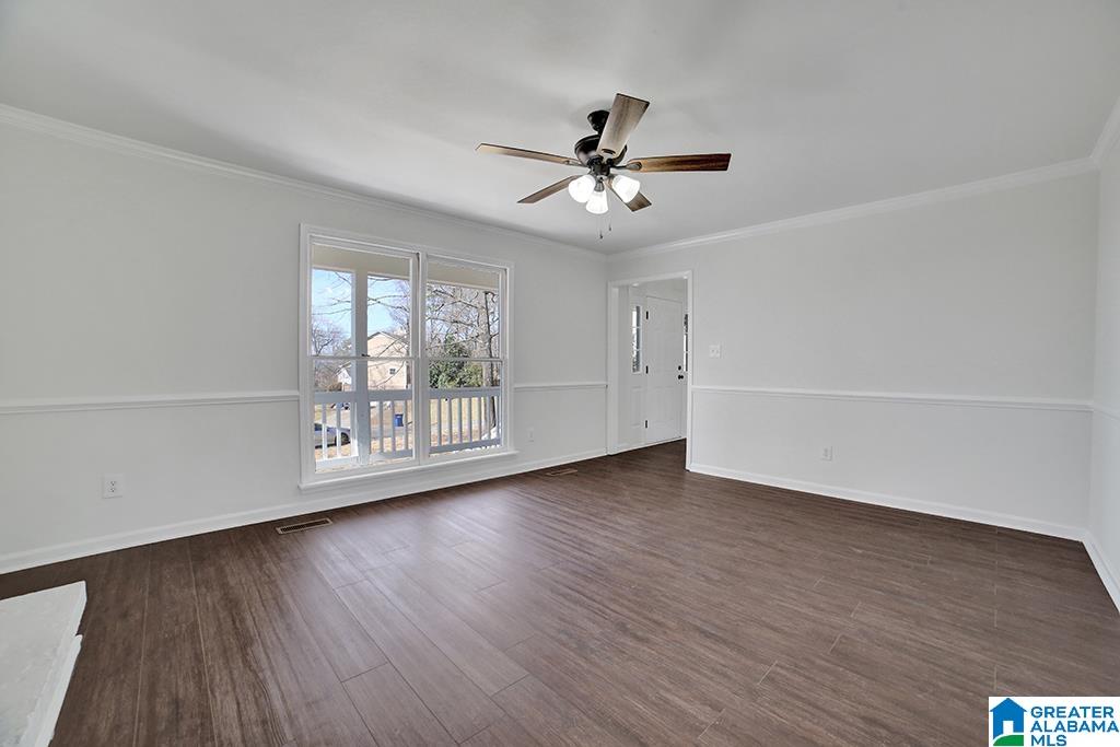 1104 Tulip Circle Alabaster, AL 35007 - Photo 7 of 37