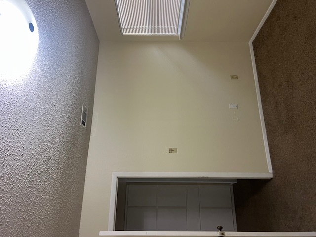 11429 Ptarmigan Drive, Unit B Austin, TX 78758 - Photo 22 of 27 an empty room with a workbench