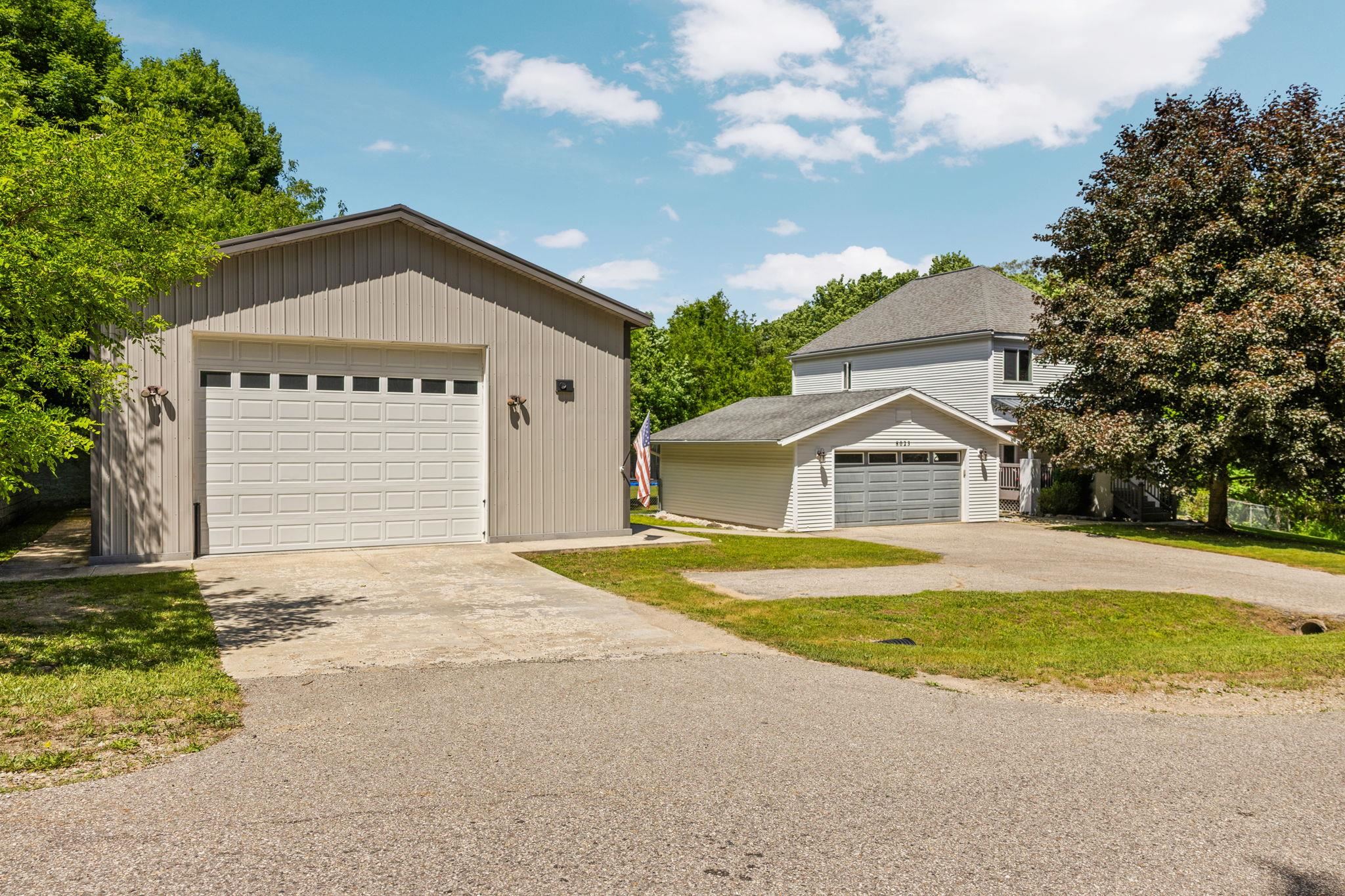 8023 Nelson Road East Jordan, MI 49727 - Photo 4 of 39