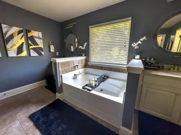 $679,990 | 980 Donegal Drive, Locust Grove, GA 30248