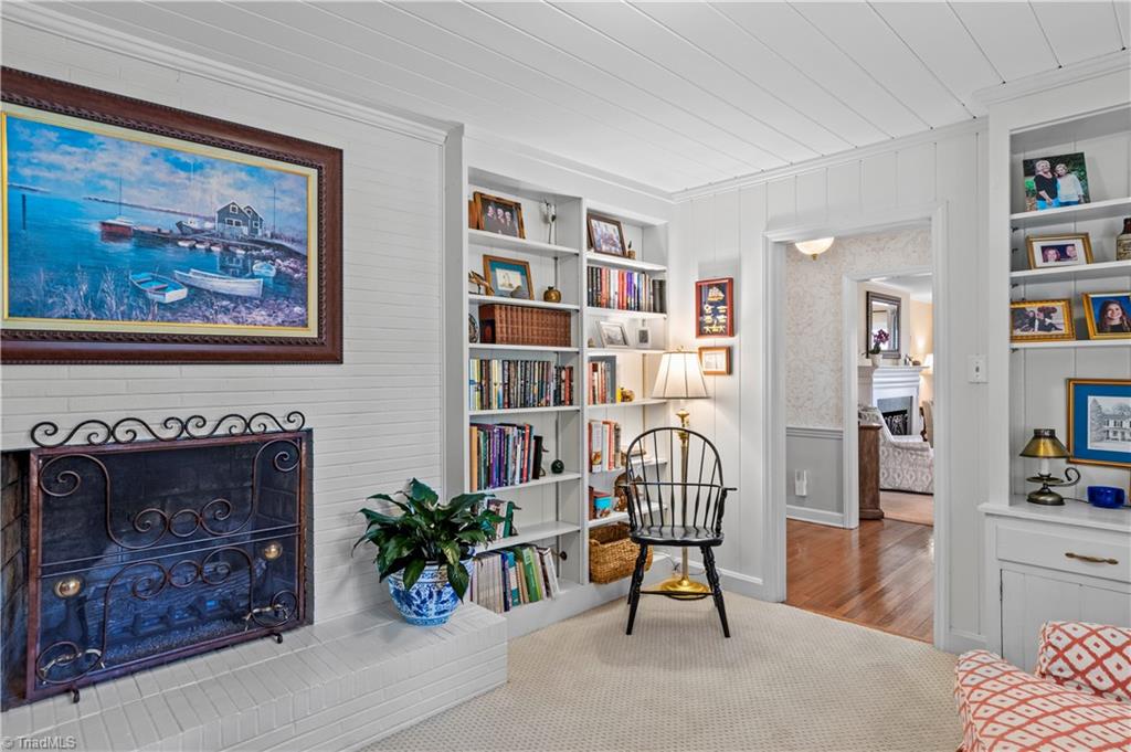 216 South Avalon Road Winston-Salem, NC 27104 - Photo 13 of 47
