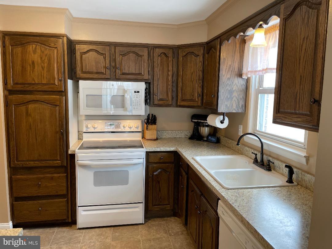 2660 Raleigh Drive York, PA 17402 - Photo 23 of 46 Gallery Image 23