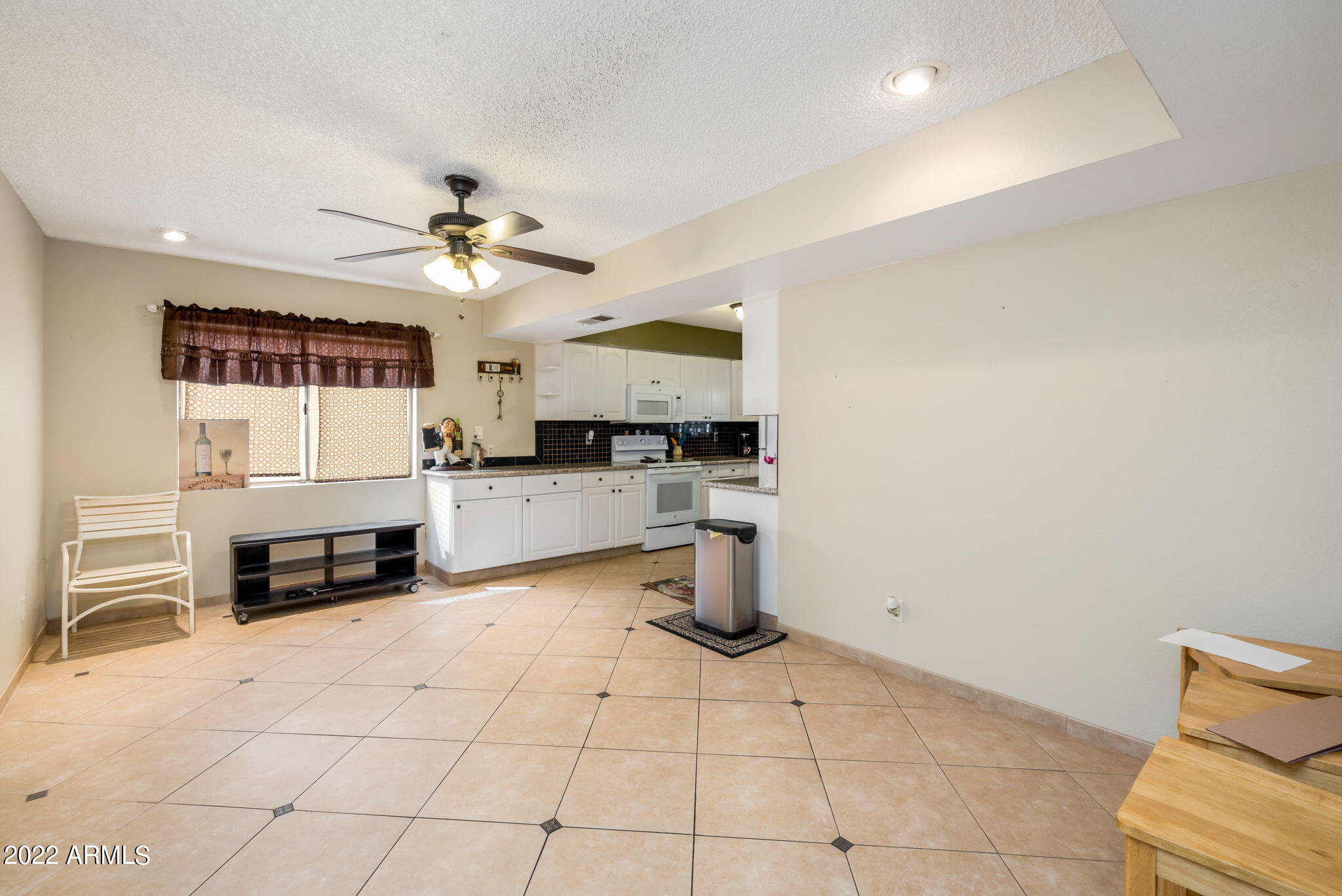 1746 West Decatur Street Mesa, AZ 85201 - Photo 11 of 27 11-web-or-mls-1746 W Decatur St-11