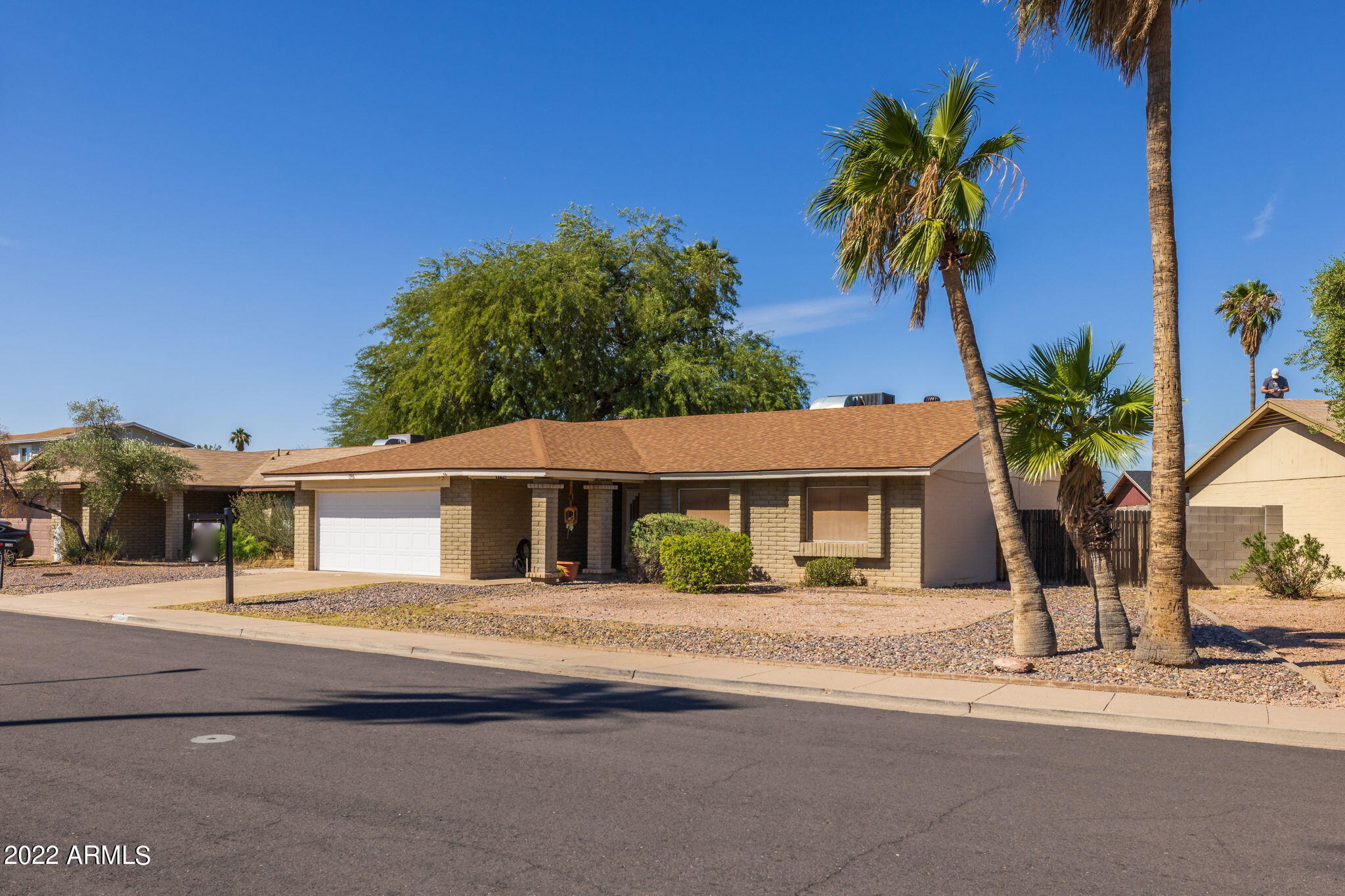 1746 West Decatur Street Mesa, AZ 85201 - Photo 2 of 27 2-web-or-mls-1746 W Decatur St-2