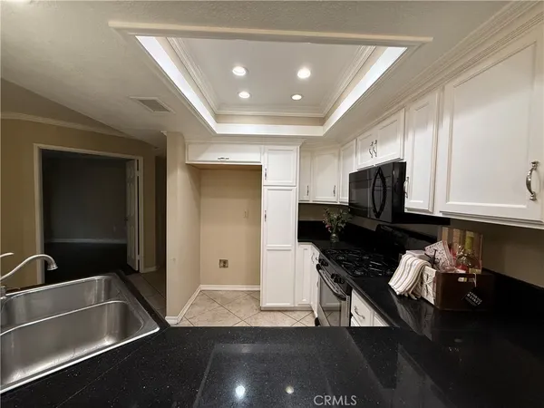 $3,350 | 8011 East Sandstone Drive, Anaheim, CA 92808