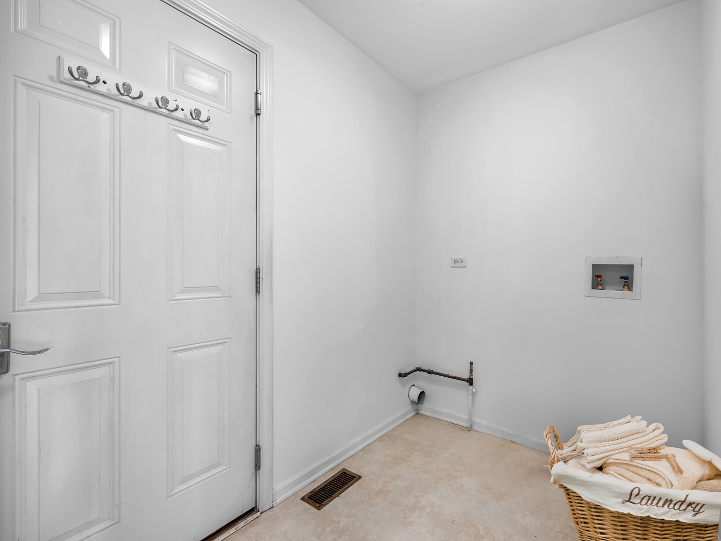 S089 Kerry Court Winfield, IL 60190 - Photo 11 of 32