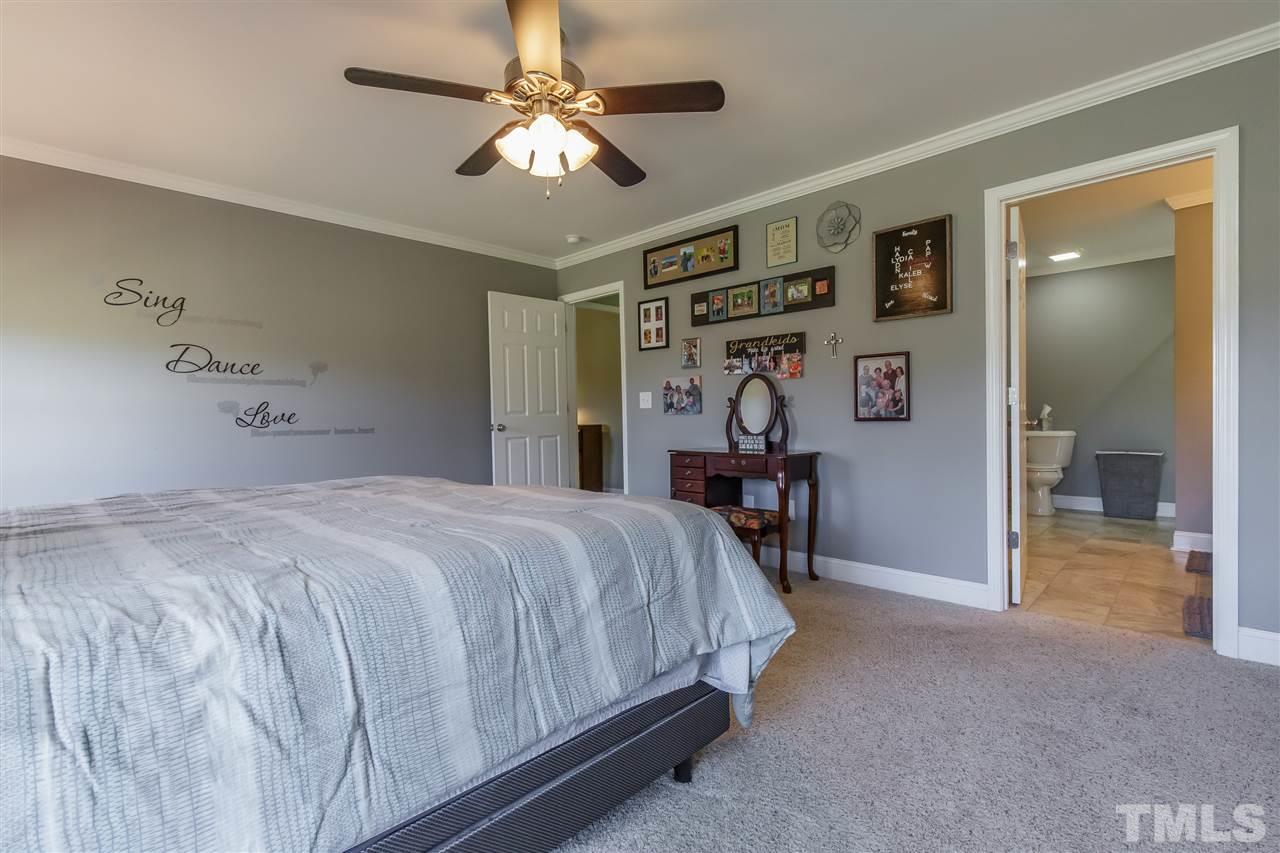 319 Boone Road Burlington, NC 27217 - Photo 15 of 30 17' x 13.3' boasting insuite bath