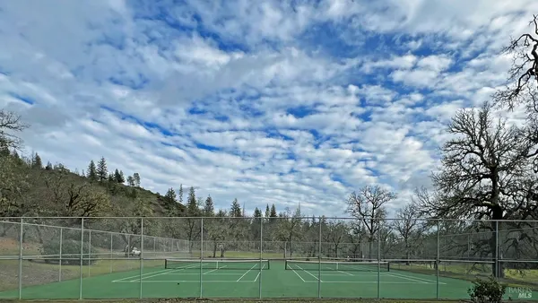 a view of a basketball court