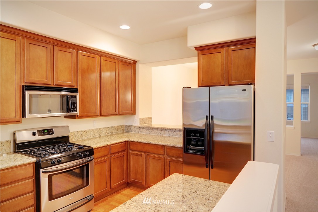 15 164th Street Southwest, Unit J3 Bothell, WA 98012 - Photo 4 of 15