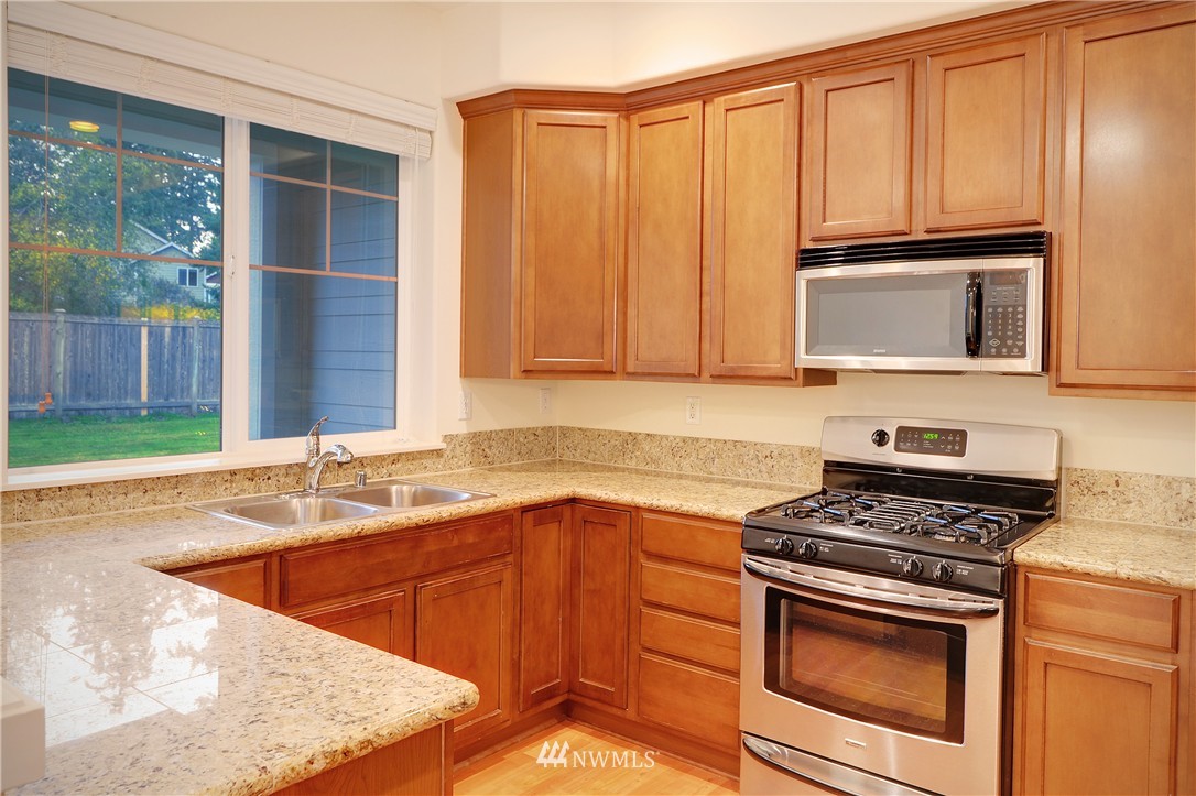 15 164th Street Southwest, Unit J3 Bothell, WA 98012 - Photo 5 of 15