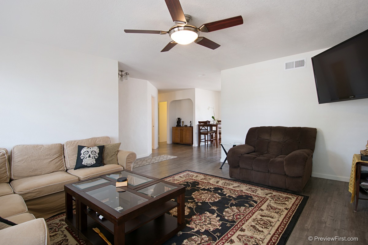 1721 Greentree Road Encinitas, CA 92024 - Photo 8 of 25