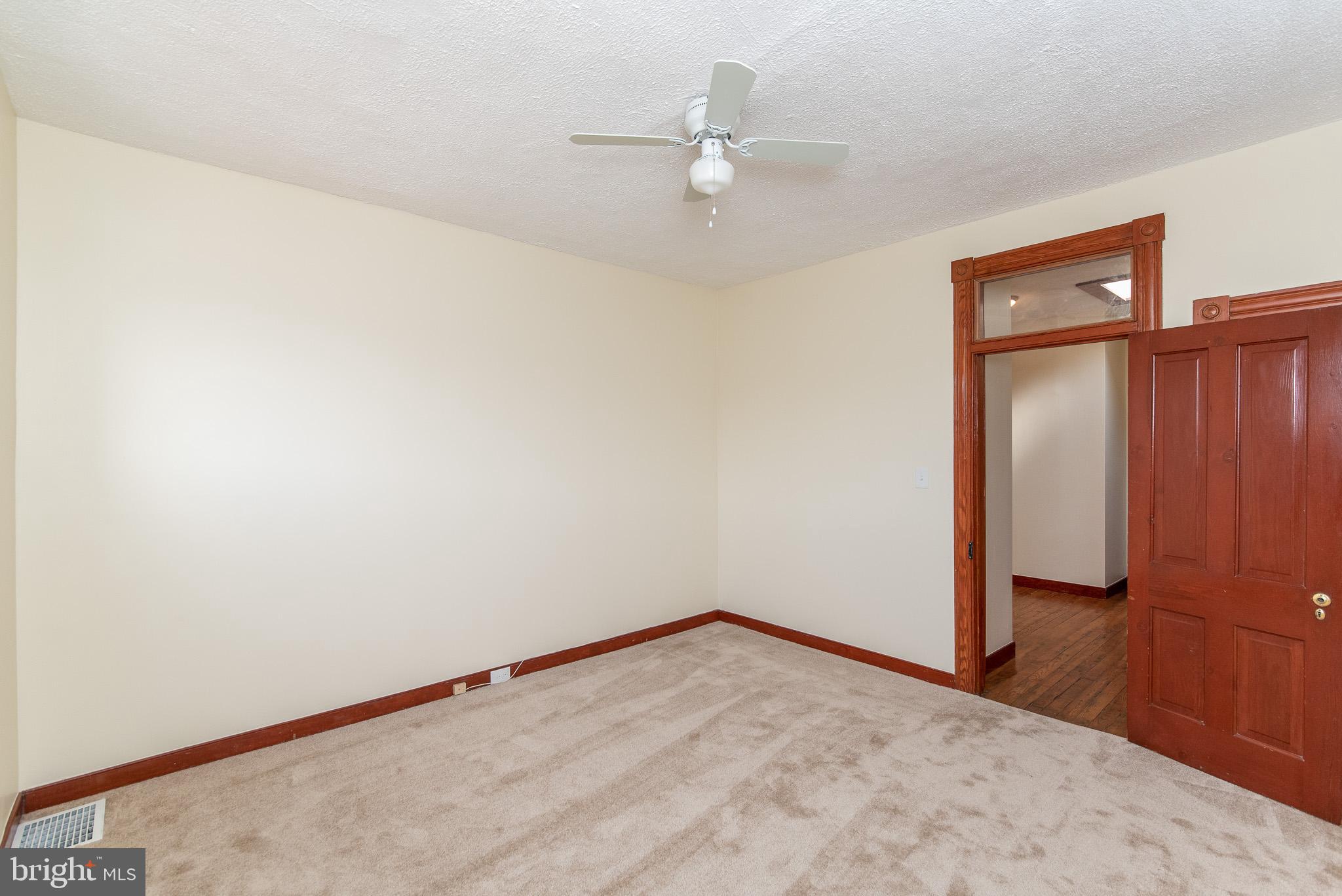 103 Rochester Place Baltimore, MD 21224 - Photo 23 of 47 Bed 1
